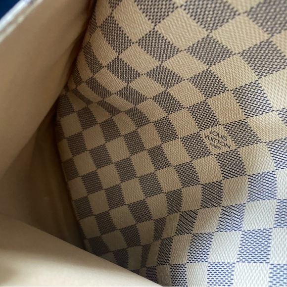 Louis Vuitton Totally - Picture 6 of 7